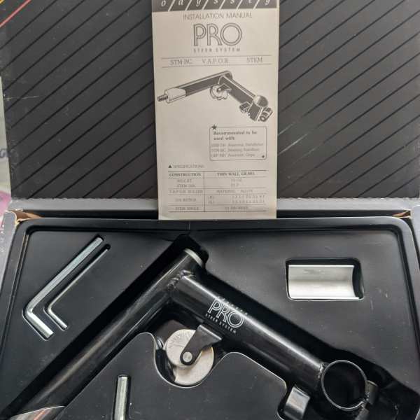 Odysey PRO Poste de dirección Atom de 150 mm